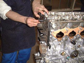 e00120.jpg (24533 バイト)