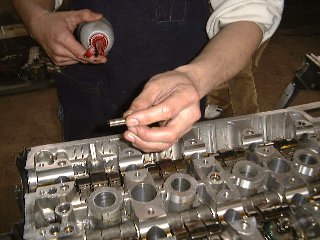 e00121.jpg (23883 バイト)