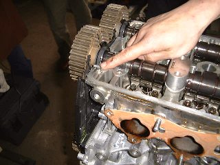 e00137.jpg (24091 バイト)