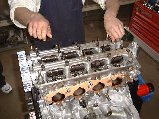 e00141.jpg (28004 バイト)